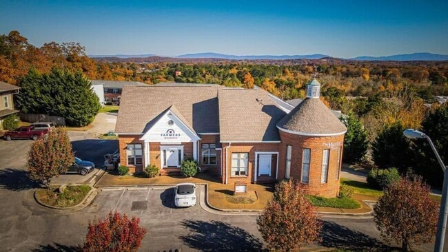 Foto del edificio - 2500 Executive Park Dr NW