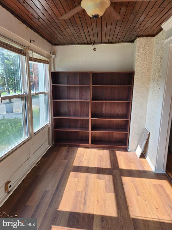 Foto del edificio - 810 Rundale Ave