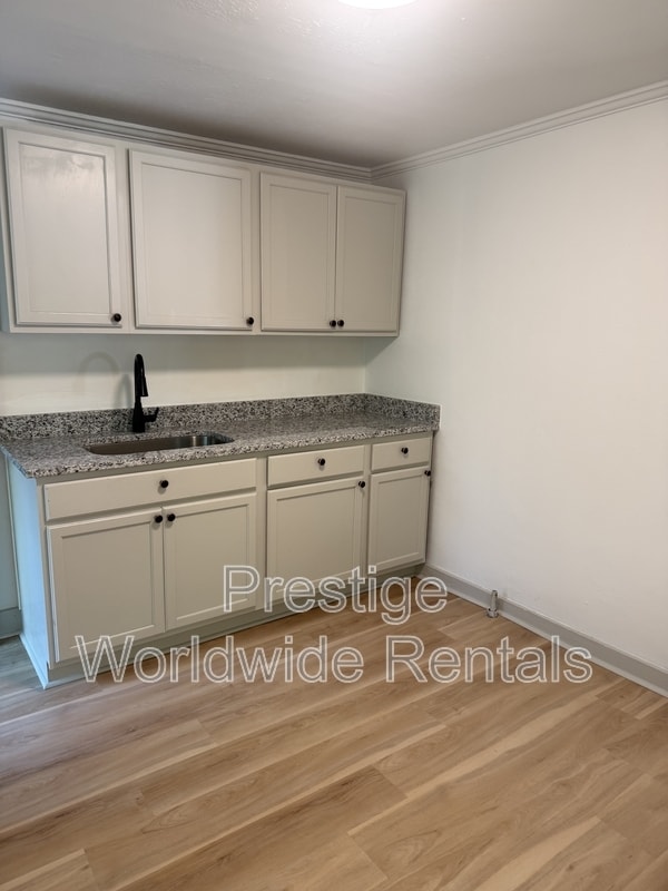 Foto del edificio - 1051 43rd St