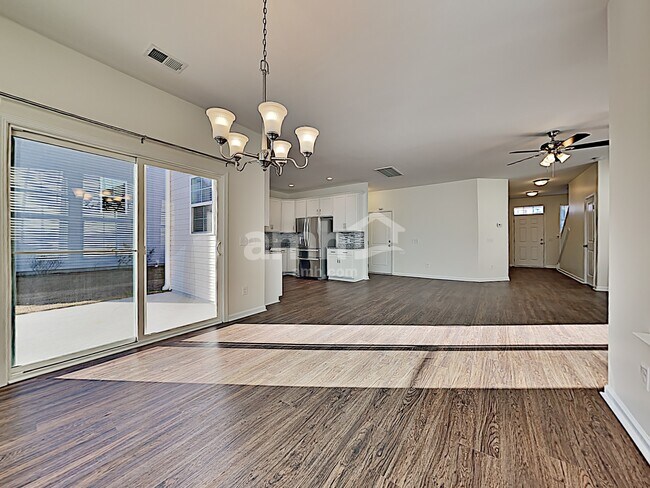Building Photo - 1506 SanBorll Landing Dr