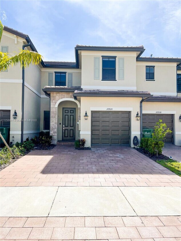 Primary Photo - 10920 W 33rd Ln