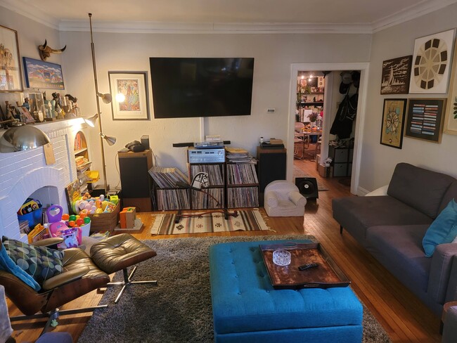 Living Room - 6705 N Campbell Ave