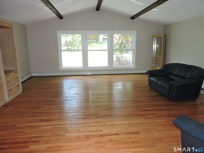 Building Photo - 60 Mohegan Trail