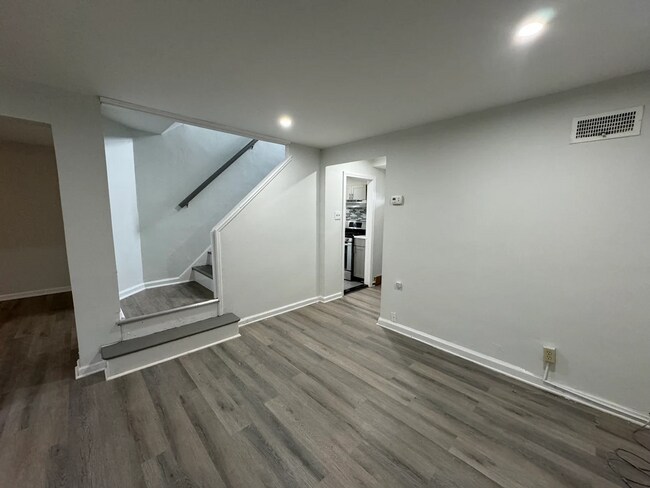 Foto del edificio - 2630 McCarey St