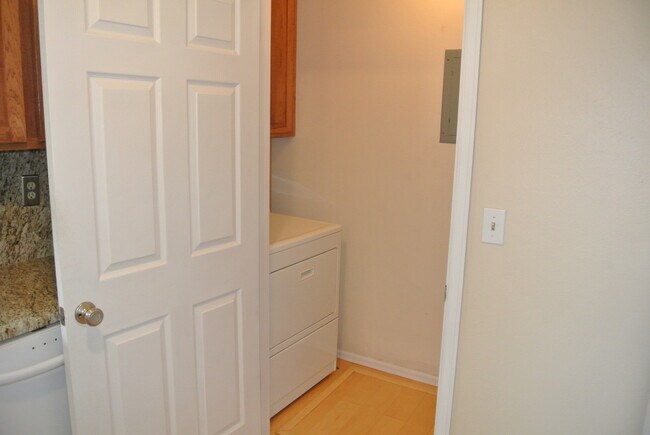 Foto del edificio - Boulder Townhome 3 bed, 2.5 bath