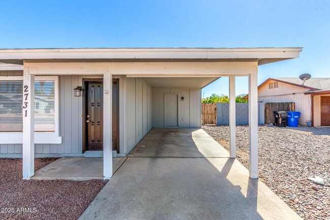 Building Photo - 2731 E Charleston Ave