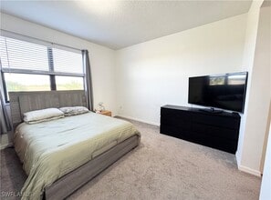 Building Photo - 5535 Cassidy Ln