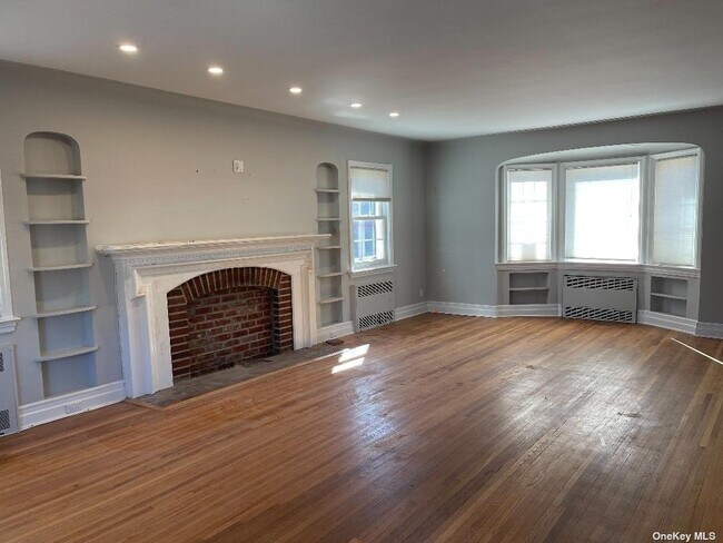 Foto del edificio - 355 E Beech St