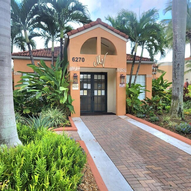 Foto del edificio - 6292 NW 186th St