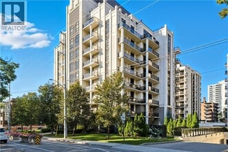 Building Photo - 90 Charlton Ave W