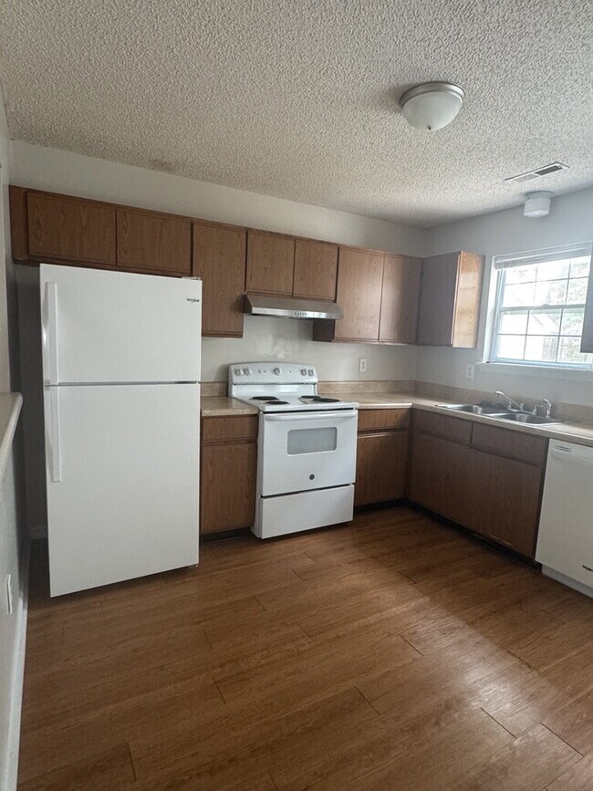 Foto del edificio - 106 Glenside Ct