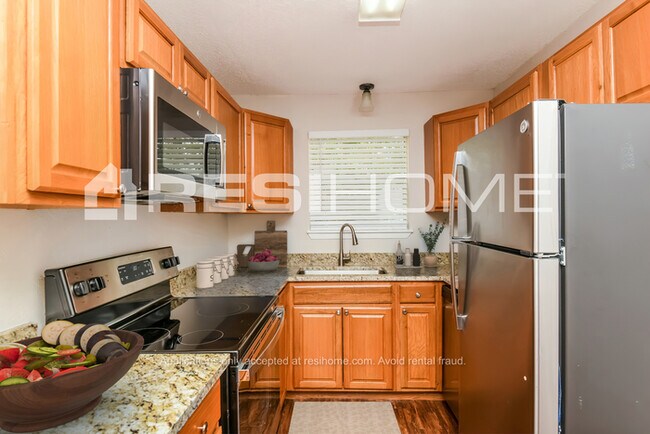 Foto del edificio - 6528 Bernadine St