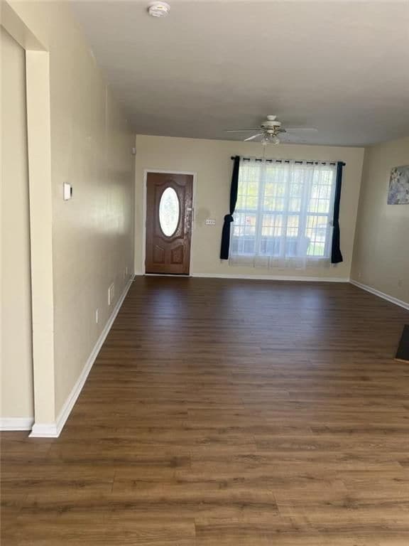 Building Photo - 1611 Heyford Cir NW