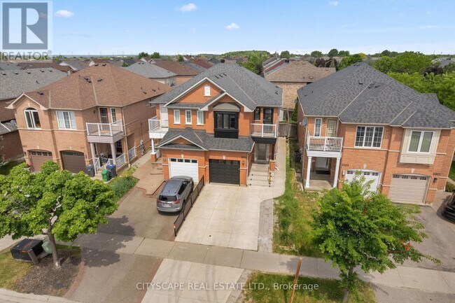 Building Photo - 3409 McDowell Dr