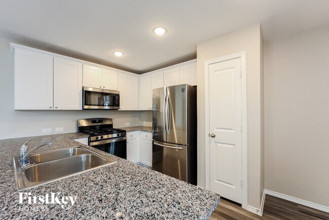 Building Photo - 13707 Locklear Way