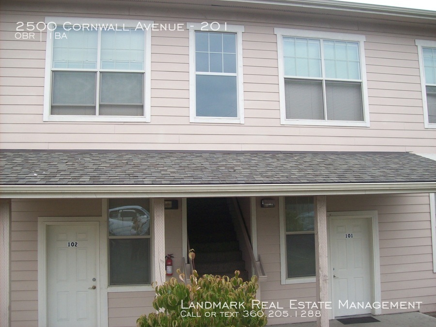 Foto principal - 2500 Cornwall Ave