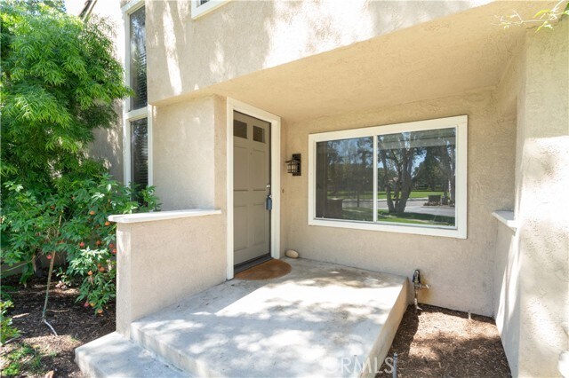 Building Photo - 142 Stanford Ct
