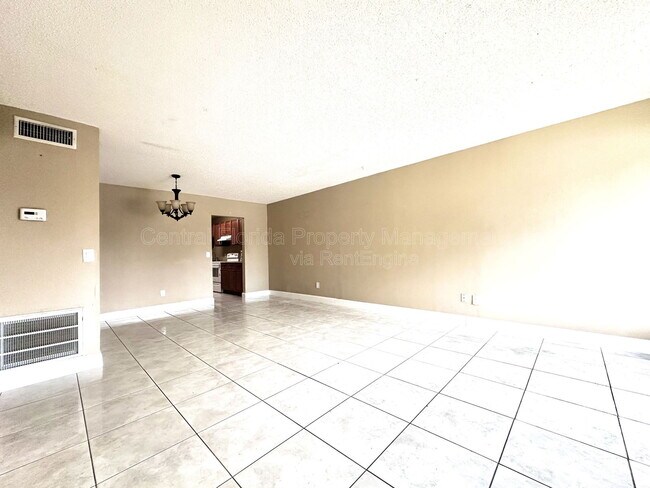 Building Photo - 605 Northlake Blvd