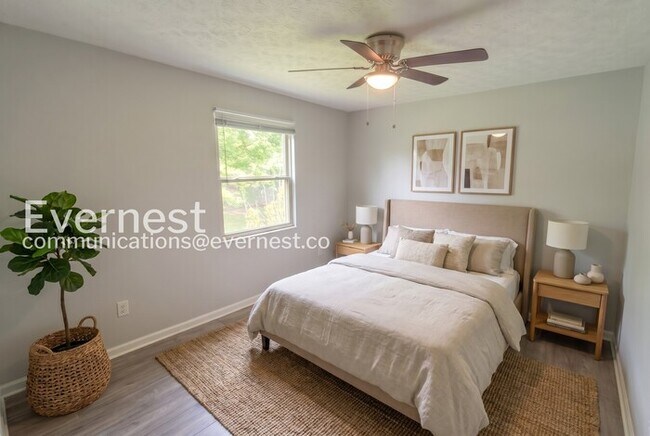Foto del edificio - 2913 Chatsworth Way