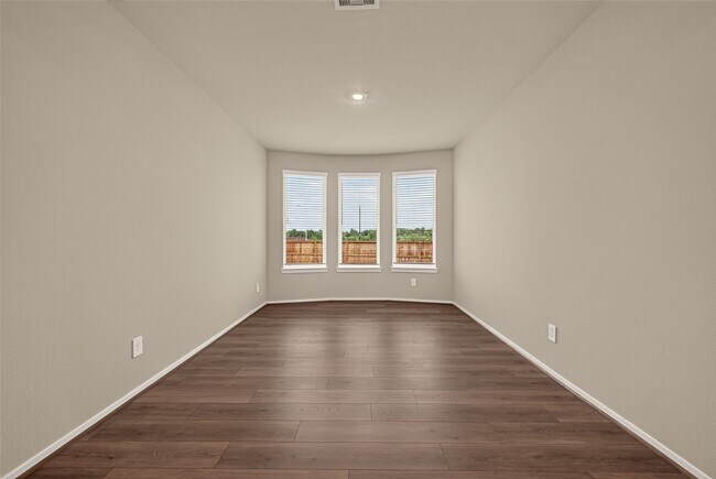 Foto del edificio - 5105 Redbud Vly Dr