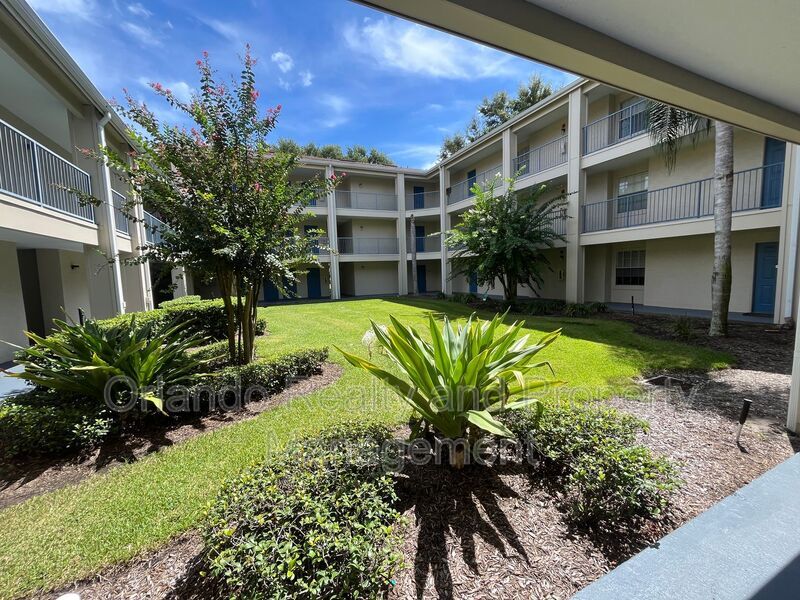 Foto principal - 7360 Westpointe Blvd