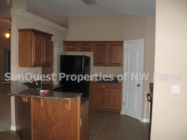 Foto del edificio - 4 Bedroom, all brick home in West Mobile