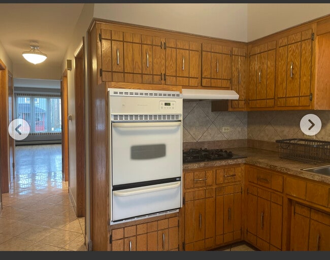 Building Photo - 5504 W 63rd Pl
