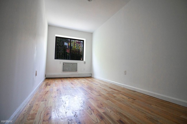 Building Photo - 57 Pulaski St