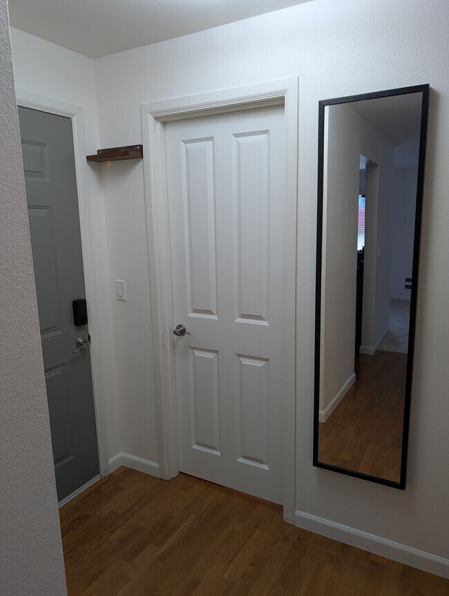 Building Photo - 14010 SE 6th St