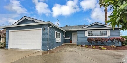 Building Photo - 2648 Meridian Ave
