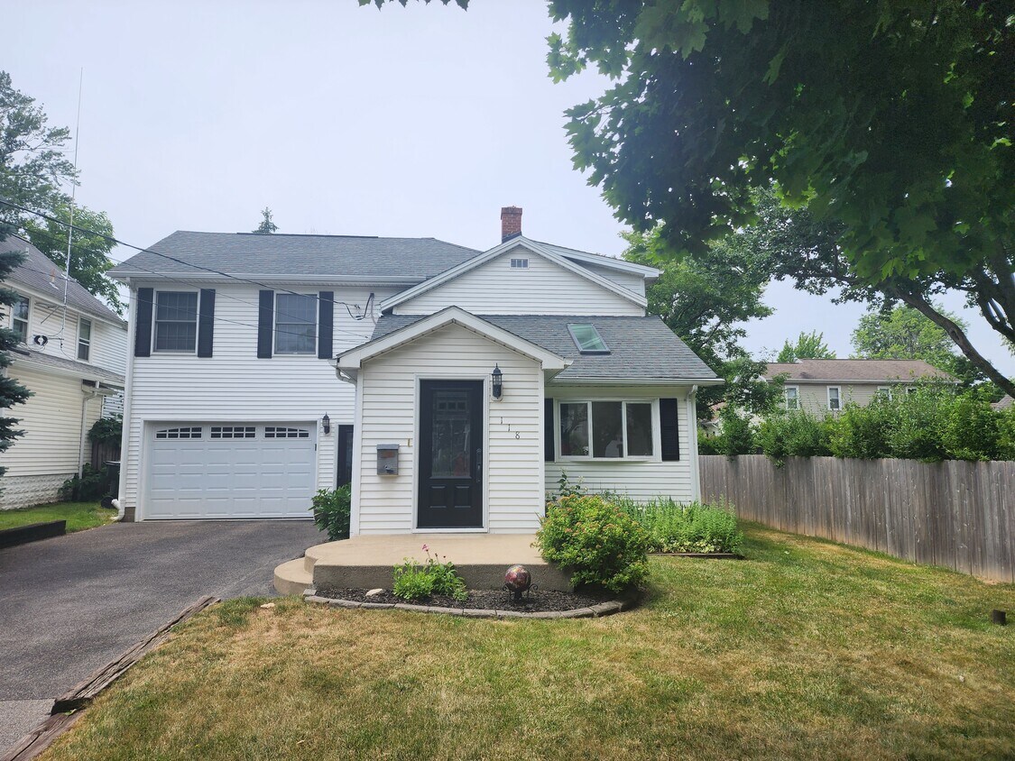 Foto principal - 118 Arend Ave