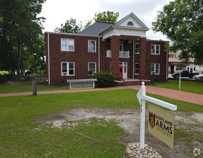 Apartments near North Point Shopping Centre in SC