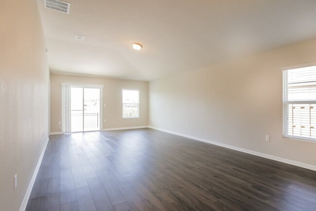 Building Photo - 591 Ashby Lndg Wy