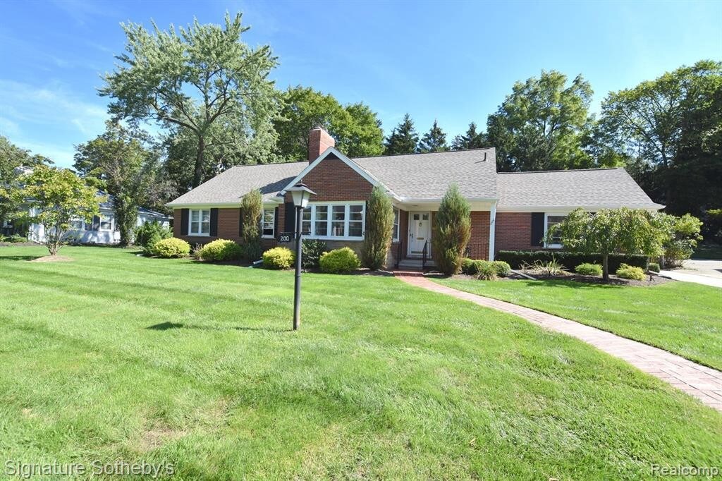 Primary Photo - 200 Tuckahoe Rd