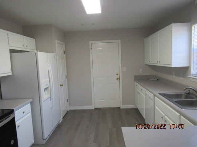 Building Photo - 979 Southern Oaks Ct