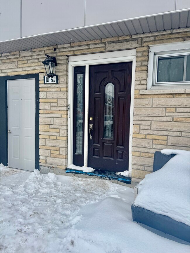 Photo du bâtiment - 1016 Maitland Ave