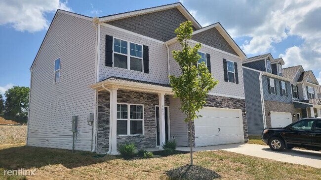 Foto del edificio - 4 br, 3 bath House - Denali Path Lane