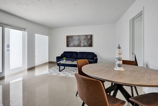 Foto del edificio - 905 N Federal Hwy