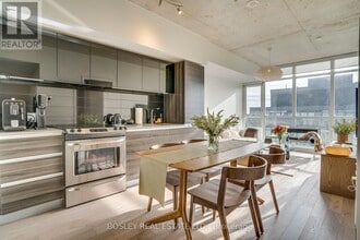 Building Photo - 1190 Dundas St E