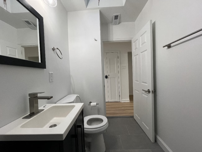 Foto del edificio - 6411 Malvern Ave