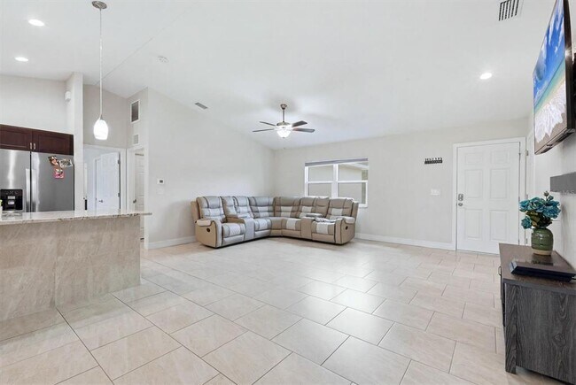 Building Photo - 1458 Richbriar Dr