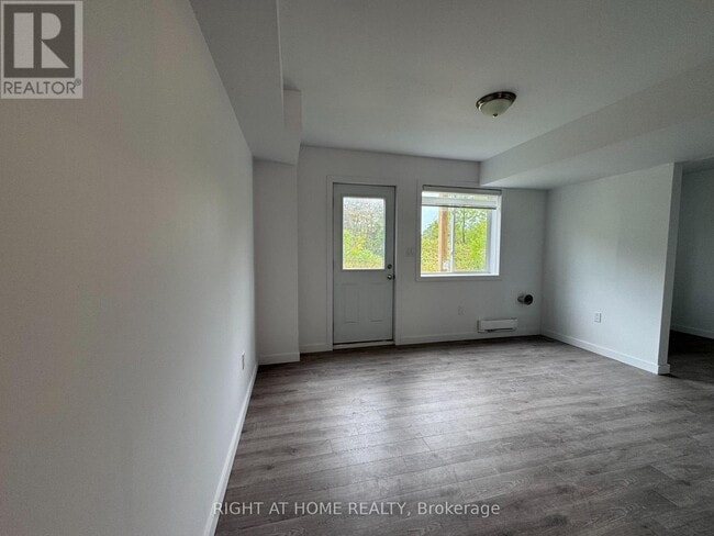 Building Photo - 99 HighRiver Trl