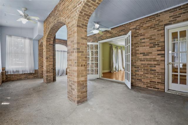 Foto principal - 2625 S University Dr