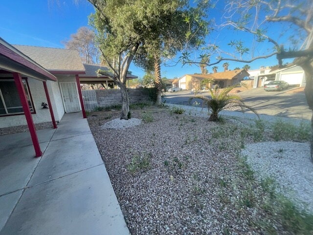 Building Photo - "Charming 3-Bed, 2-Bath Townhouse Retreat on Sylvan Oak Drive – Your Cozy Las Vegas Oasis Awaits!"