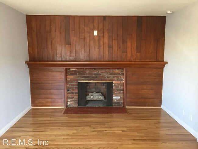Building Photo - 3 br, 2 bath House - 1161 Tennyson Street