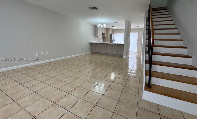 Foto del edificio - 10904 NW 7th St