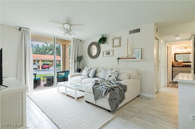 Foto del edificio - 1260 Wildwood Lakes Blvd