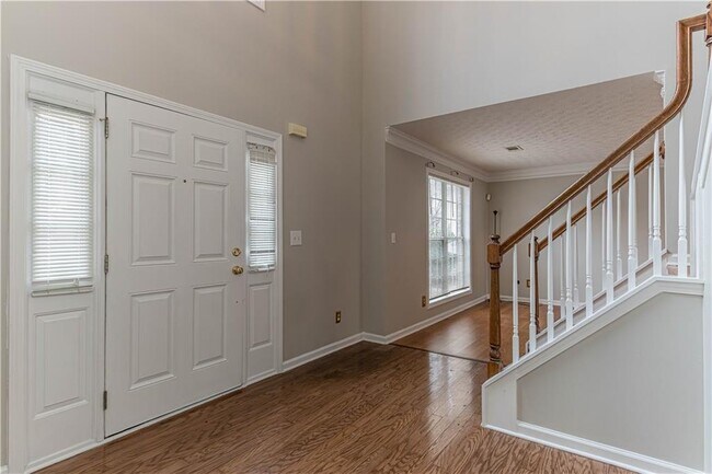 Building Photo - 3521 Kittery Dr SW