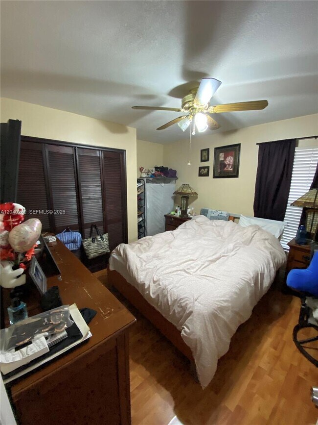 Foto del edificio - 4875 SW 152nd Pl