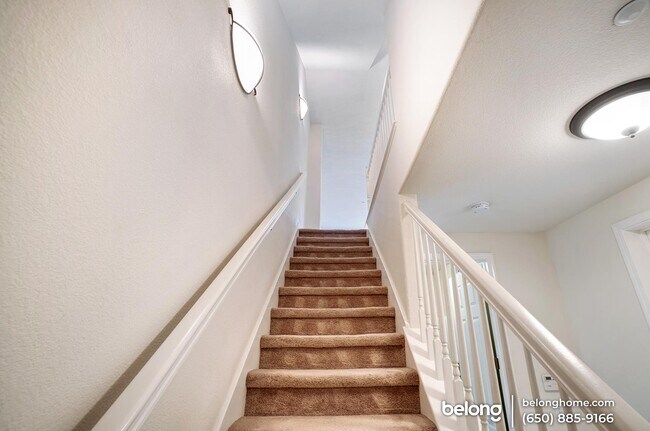 Foto del edificio - 4815 Swinford Ct